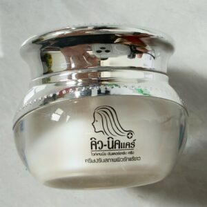 Kem giảm thâm nách Q-nic Care Whitening Underarm Cream 15g Hàng Thái